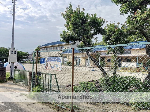 幼稚園・保育園　吉浜幼稚園（幼稚園・保育園）まで695m