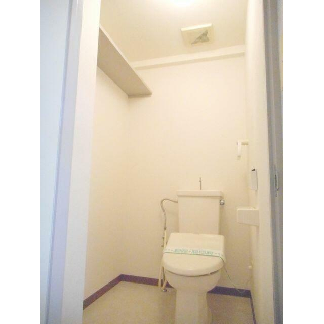 トイレ　※同仕様写真