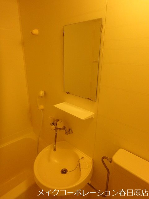 洗面設備　写真は同型タイプ