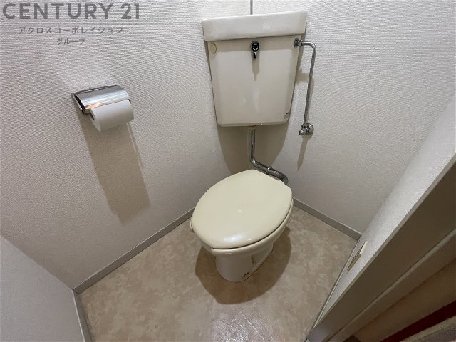 トイレ　シンプルで使いやすいトイレです♪