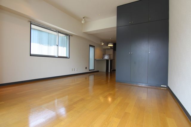 その他部屋・スペース　反転タイプの他のお部屋の参考写真です。