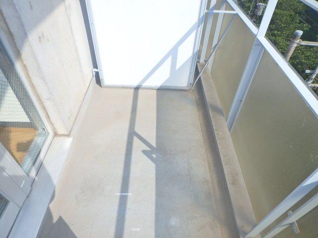 バルコニー　反転タイプの他のお部屋の参考写真です。