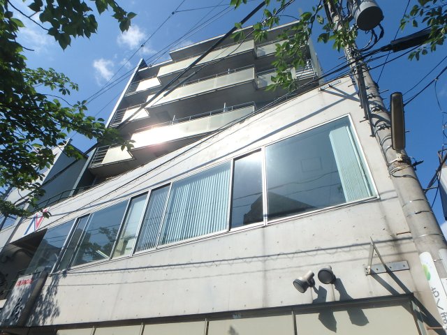 建物外観　オートロック・エレベーター付き☆