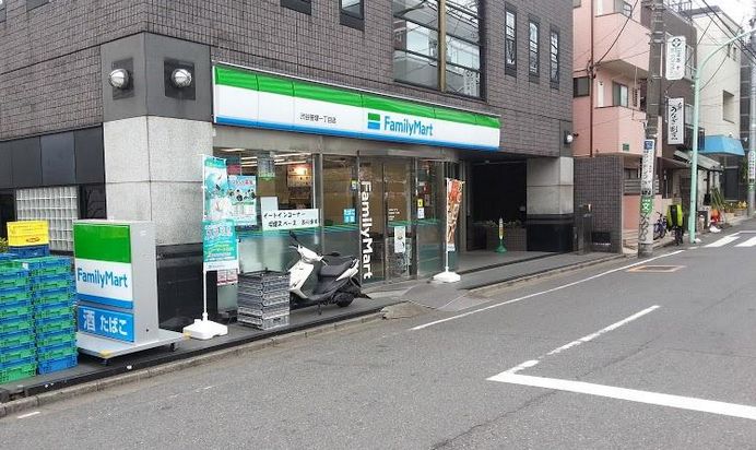 コンビニ　ファミリーマート渋谷笹塚一丁目店（コンビニ）まで144m
