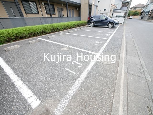 駐車場　★敷地内に駐車場あります（要空き確認）★