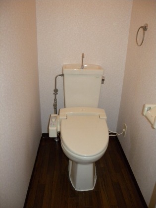 トイレ　清潔感のあるトイレです
