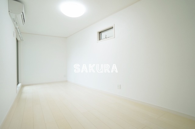 居室・リビング　開放感のあるゆったりとしたお部屋です♪