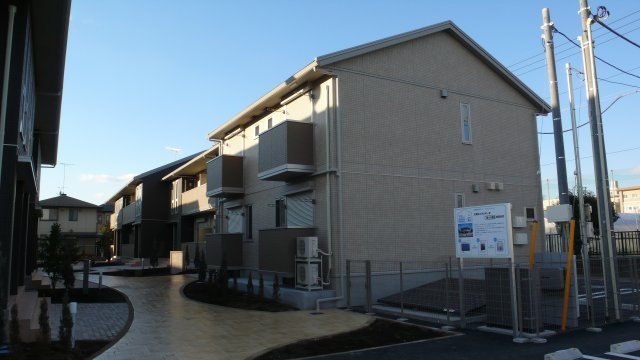 建物外観　間取り反転タイプあり　インターネット無料
