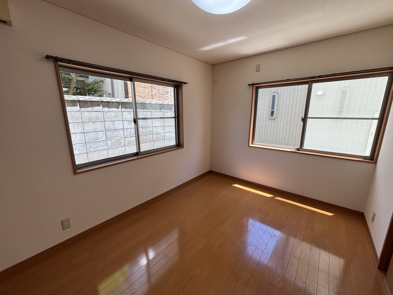 その他部屋・スペース　洋室６帖