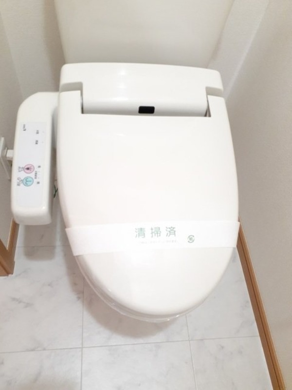 トイレ　図面と現状に相違がある場合には現状を優先