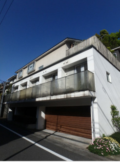 建物外観　ポータラカ聖学