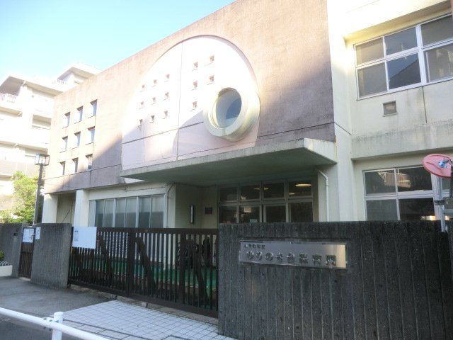 幼稚園・保育園　ゆりのき台保育園（幼稚園・保育園）まで505m