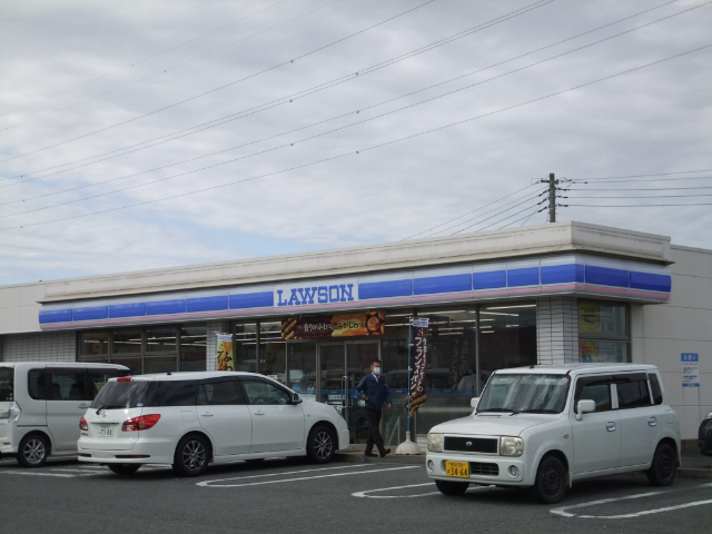 コンビニ　ローソン本庄栄一丁目店（コンビニ）まで326m