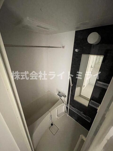 バス・シャワールーム　?