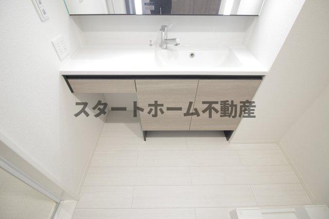 洗面設備　忙しい朝には欠かせない洗面所です