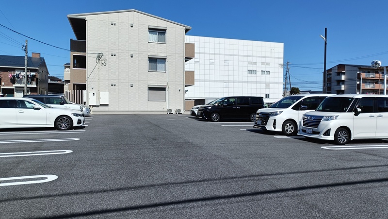 駐車場　敷地内の駐車場スペース