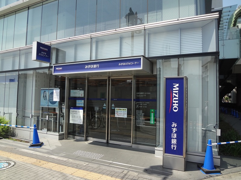 銀行　みずほ銀行立川支店（銀行）まで512m