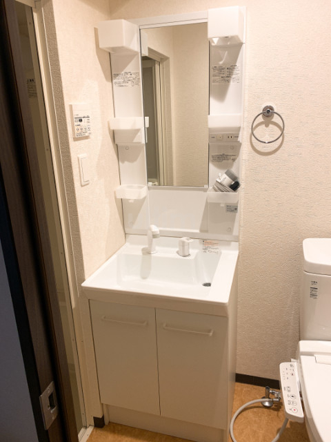洗面設備　別室の画像です、ご参考までに