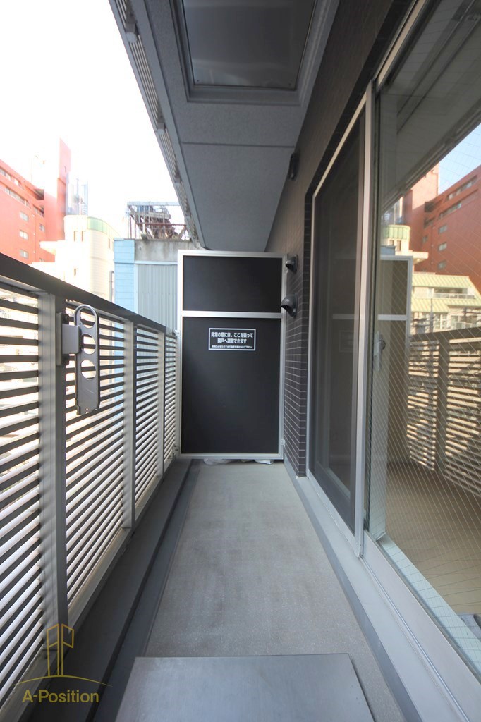 バルコニー　ジュネーゼグラン本町East