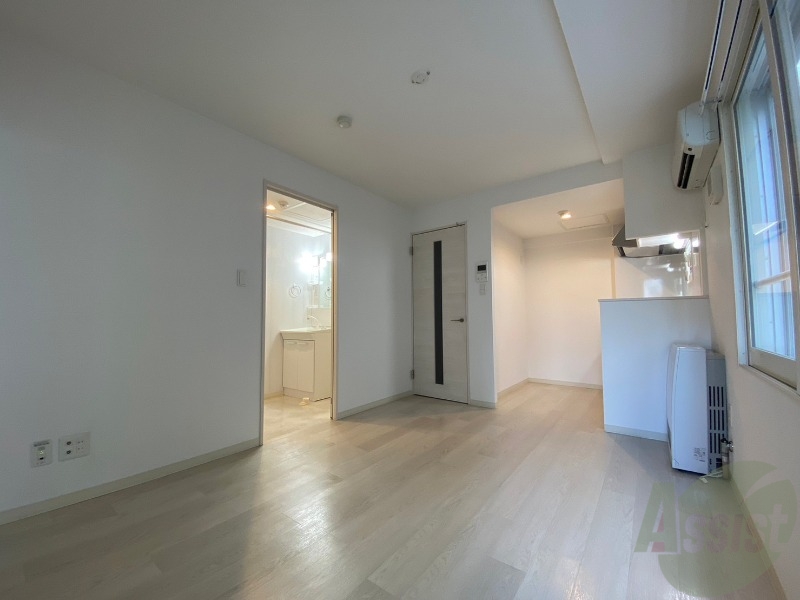 居室・リビング　広くてキレイなお部屋が広がっていて、充実した生活が送れそう。