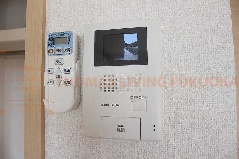 セキュリティ　モニターホンで来客の確認ができます。