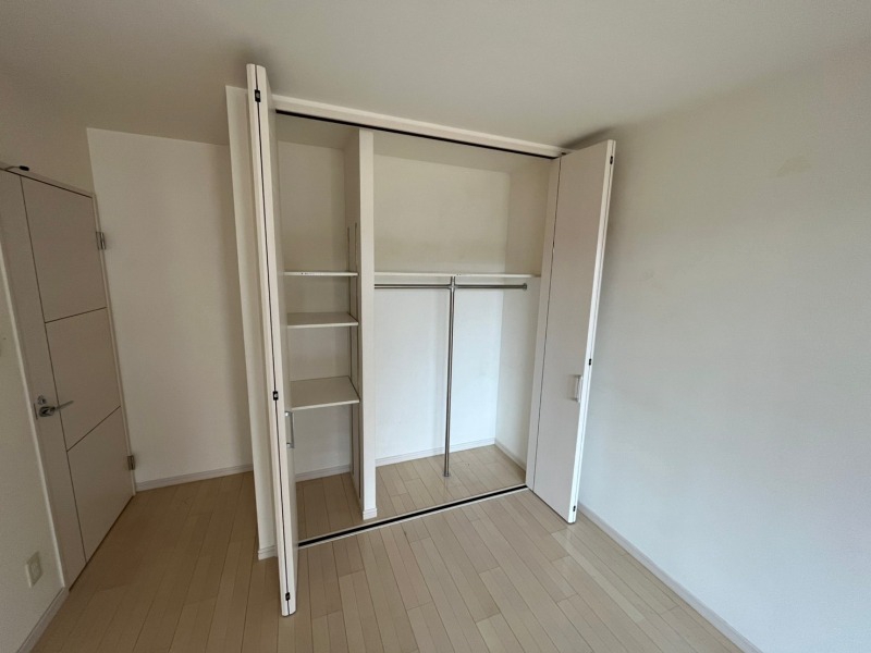 収納　収納もバッチリあるのでお部屋が片付きますよ！