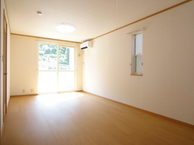 居室・リビング　別部屋参考写真