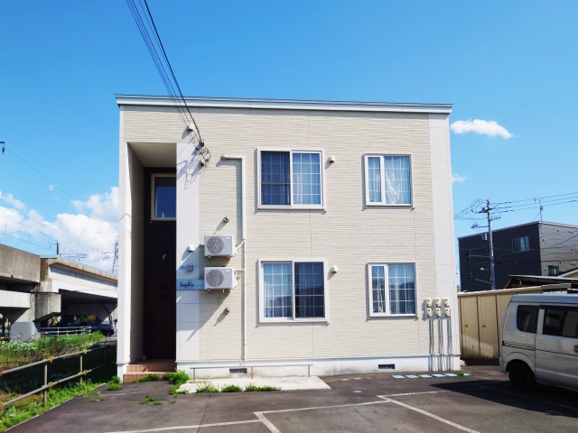 建物外観　☆物件名【Ｓａｐｈｉｒ信濃】とお伝えください！