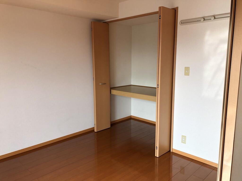 収納　現況と異なります