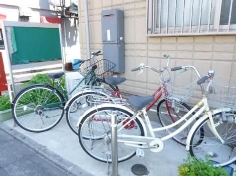 その他共有部分　自転車の置き場にも困りませんね♪