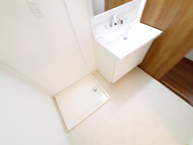 洗面設備　コンパクトで使いやすい洗面所