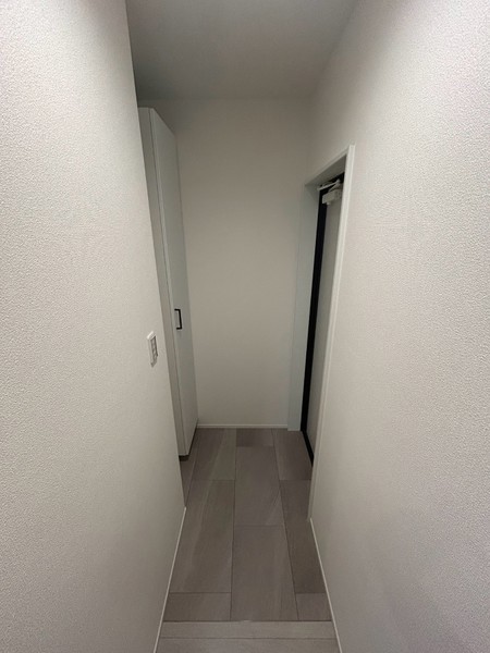 REGIES川西能勢口の玄関写真
