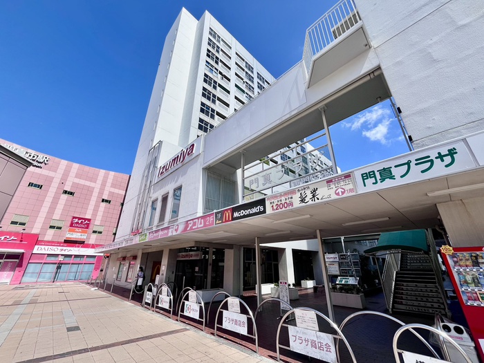 ショッピングセンター　イズミヤ門真店（ショッピングセンター）まで181m