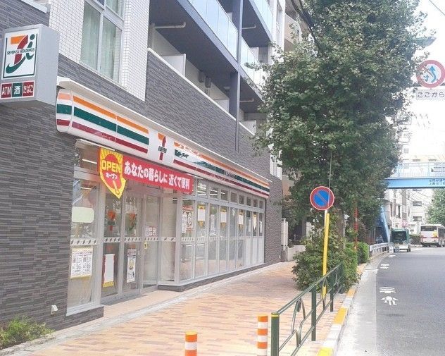 コンビニ　セブンイレブン世田谷上馬5丁目店（コンビニ）まで170m