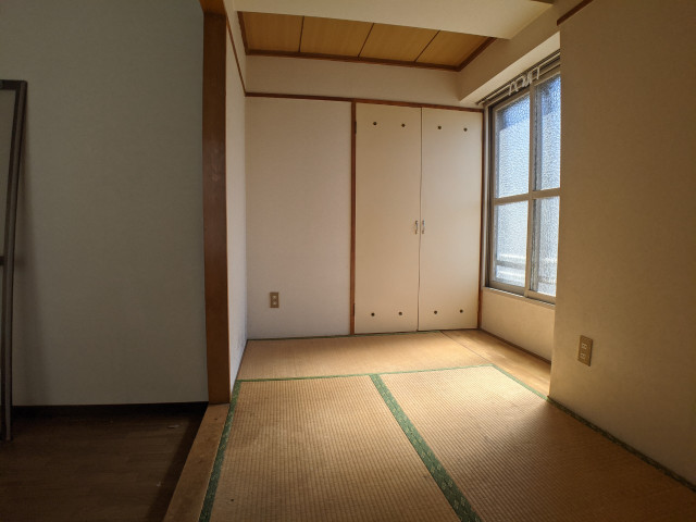 その他部屋・スペース　別角度から撮りました。どう家具を配置しますか？