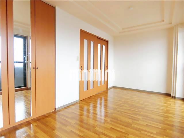 居室・リビング　東向きのお部屋です。
