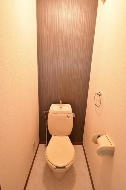 トイレ　トイレ　※他のお部屋の写真です。