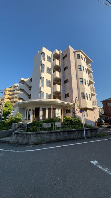 建物外観　タイル張りマンション