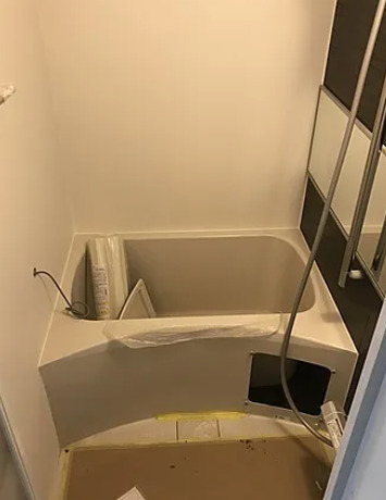 バス・シャワールーム　別部屋の画像を使用しております。
