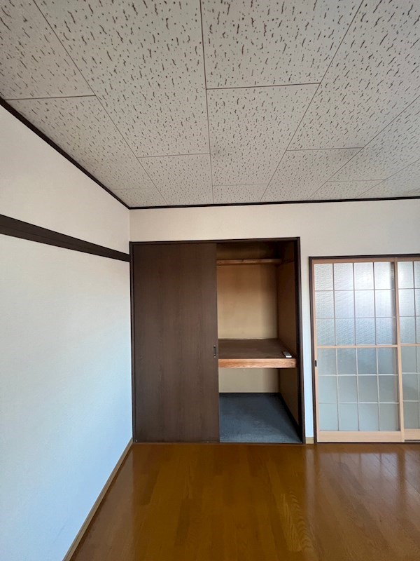 収納　他号室
