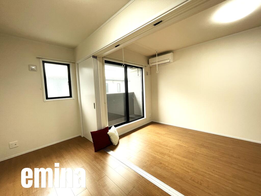 その他部屋・スペース　居室からリビングを含めて撮りました。