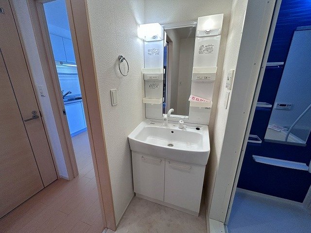 洗面設備　コンパクトで使いやすい洗面所