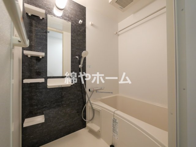 バス・シャワールーム　きれいなお風呂です