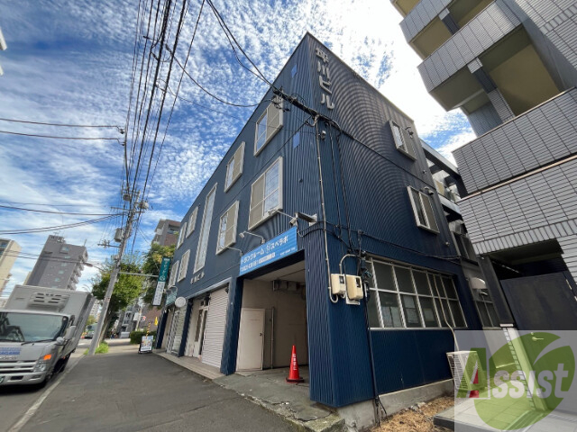 建物外観　札幌市北区北十六条西「坪川ビル」