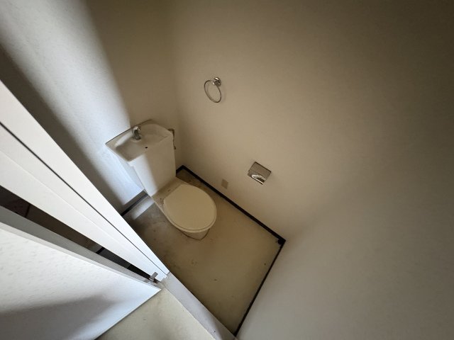 トイレ　清潔感のあるトイレです