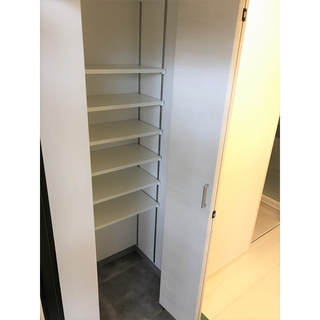 その他部屋・スペース　広々シューズボックス
