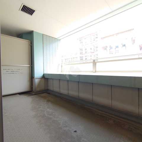 バルコニー　ルネ新宿御苑タワー