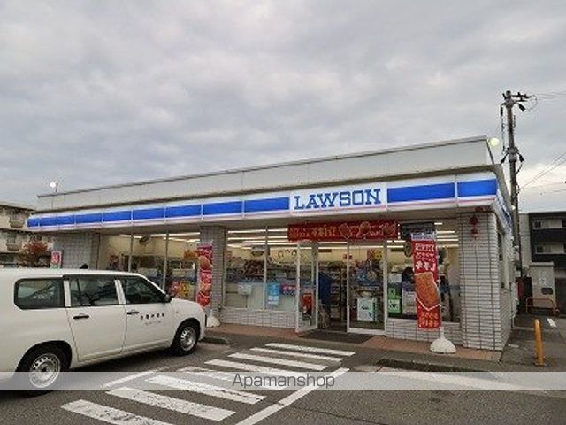 コンビニ　ローソン（コンビニ）まで776m