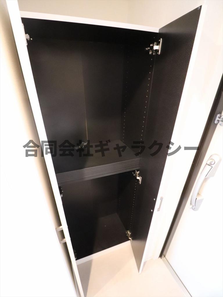 玄関　シューズボックス