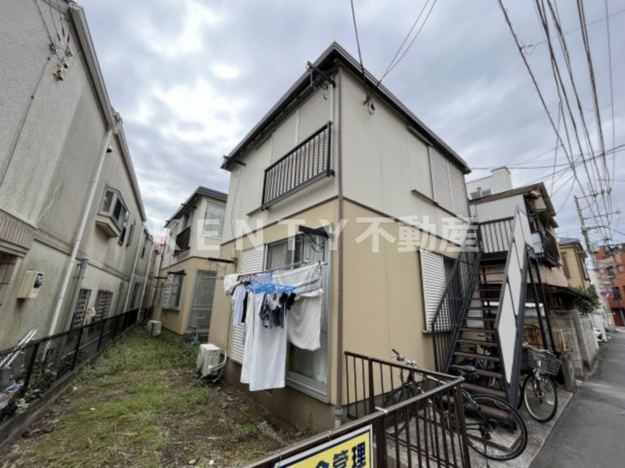 建物外観　外観は落ち着いています